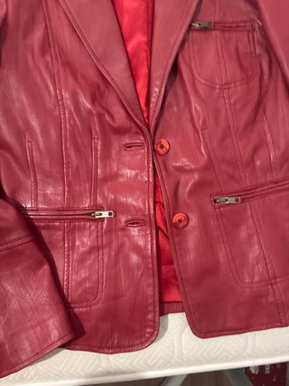Chaqueta roja BHF Bahnhof