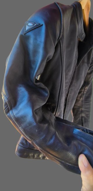 Chaqueta de cuero para moto mujer