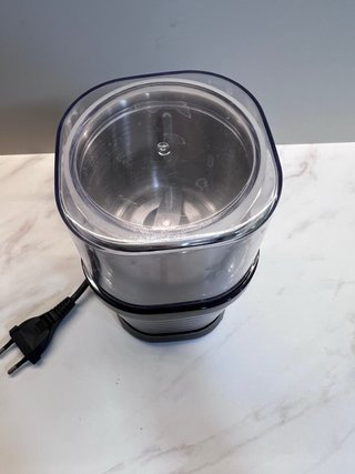 Molinillo Eléctrico Negro