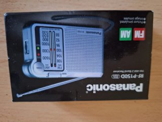 Radio Panasonic FM-AM RF-P150D.