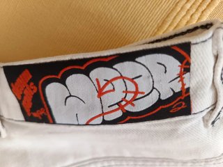 Pantalón blanco super baggy