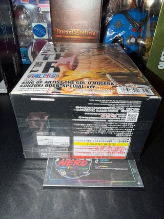 One Piece Gol D. Roger King Of Artist Figure