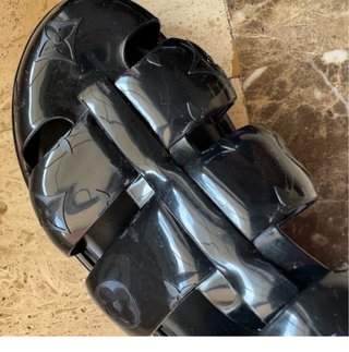 Sandalias Louis Vuitton Negras