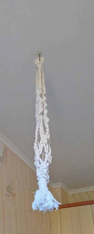 Appendiabiti in macramè per vasi