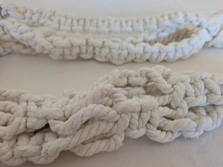 Appendiabiti in macramè per vasi