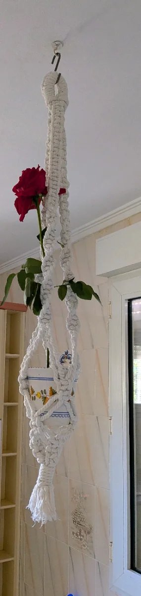 Appendiabiti in macramè per vasi