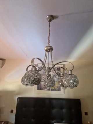 Lámpara colgante de cristal y metal