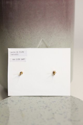Orecchini oro e perle di fiume