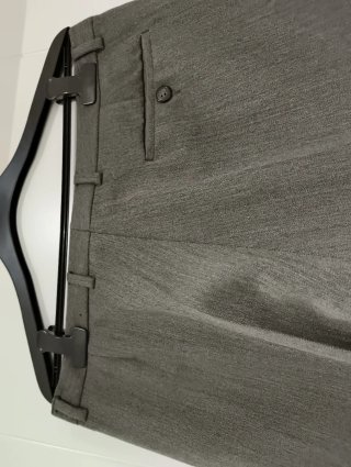 Pantalón vintage hombre , color berenjena ,marrón
