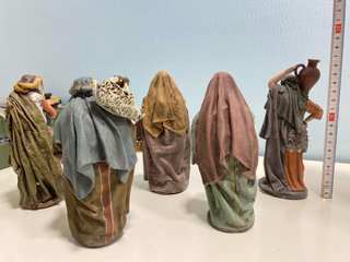 Lote 5 Figuras Belén Entre 15 y 17 cm