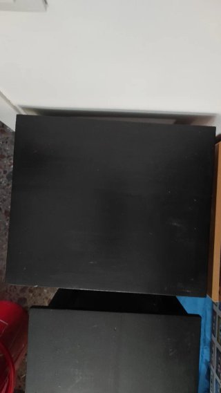 Comodini in legno massello neri