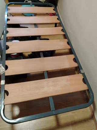 Tres Somier 135cm/190cm y el otro 90cm/190cm
