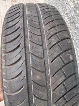 Neumático Michelin 205/55 R16 (COMO NUEVO)