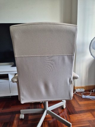 Silla de oficina IKEA beige