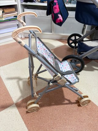 Cochecito de juguete y silla de paseo de juguete