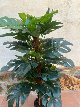 Planta Monstera Artificial Grande