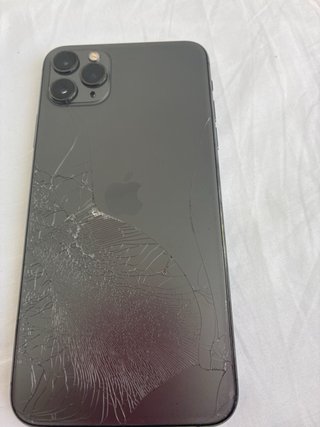 Iphone 11 Pro Max no funciona pantalla negociable