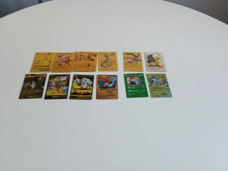 Lote Cartas Pokémon: Doradas, Plateadas y Negras
