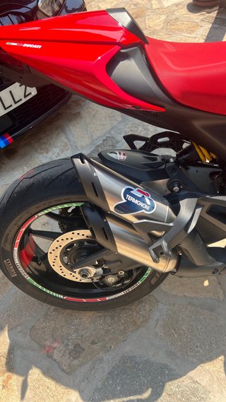 Ducati Monster 937