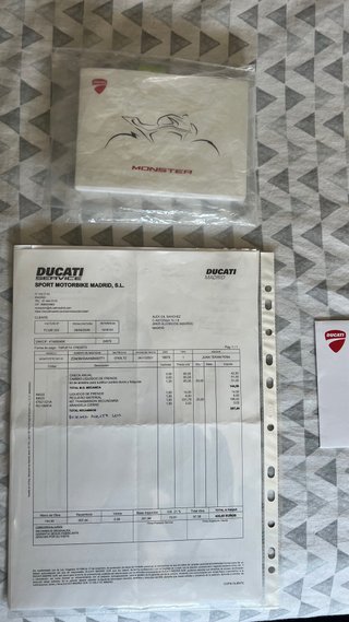 Ducati Monster 937