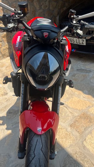 Ducati Monster 937