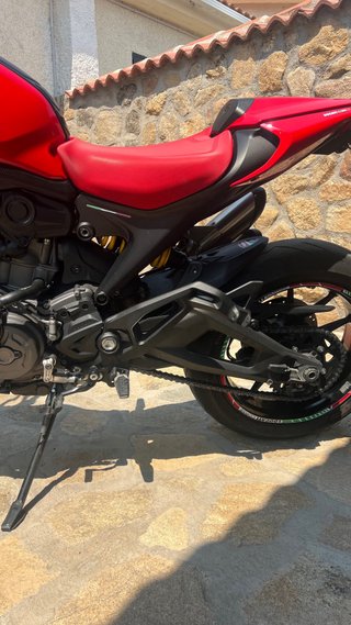Ducati Monster 937