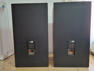Altavoces Gale 402