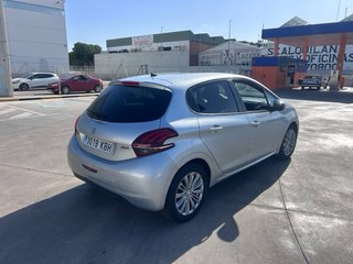 Peugeot 208 2017