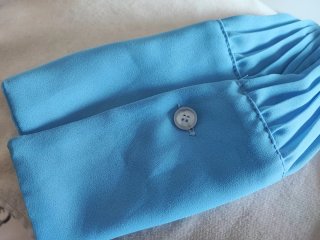 Camicia azzurra plissettata collo coreana