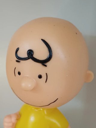 Figuras Lucy y Charlie Brown Peanuts
