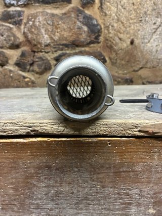Escape deportivo para Moto SC.