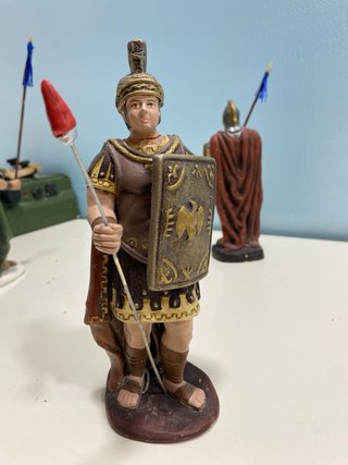 Lote de 6 figuras de Romanos para Belén