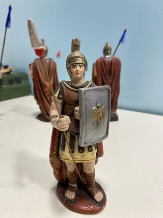 Lote de 6 figuras de Romanos para Belén