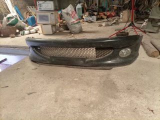 Paragolpes delantero coche de Peugeot 206 HDI