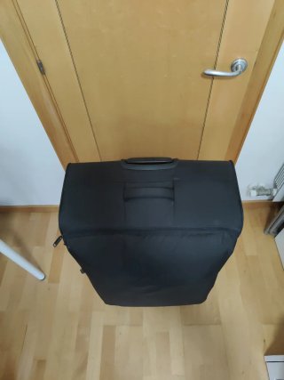 Maleta grande IT Luggage negra