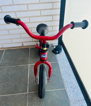 Bicicleta sin pedales Chicco Red Bullet