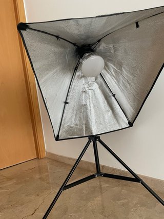 Foco Fotografía FGEN con trípode