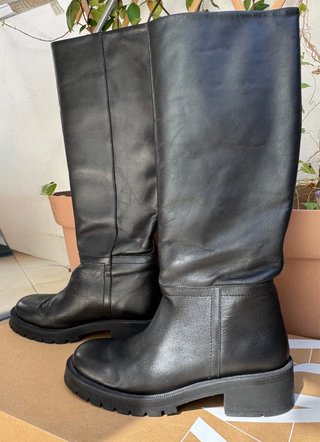 Stivali alti in pelle n.38