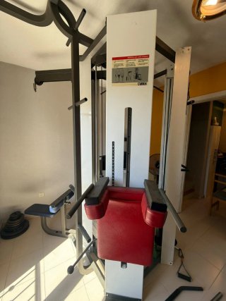 Multiestación Gimnasio Cybex + Press Banca