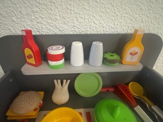 Cocinita de madera para niños