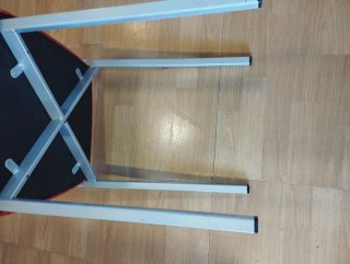 4 Sillas Cocina Rojas y Grises