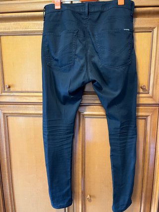 Pantalón negro Energie hombre + cinturón de cuero
