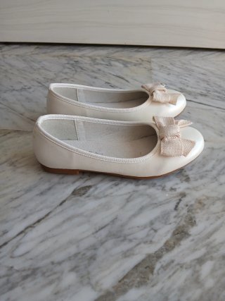 Zapatos niña talla 32 lazo
