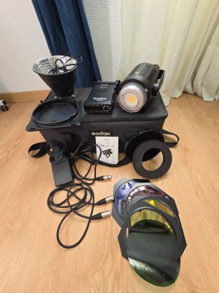 Foco LED Godox VL150 Daylight 150W
