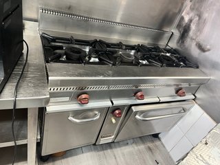 Cocina Industrial 3 Fuegos con horno a gas