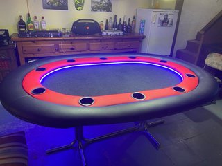 Mesa de póker con LED y posavasos