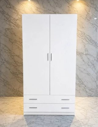 Armario 2 puertas y 2 cajones 195€