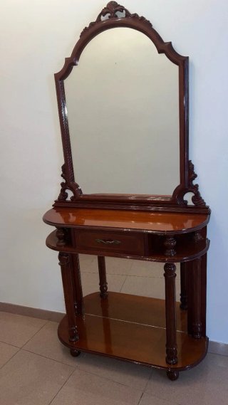 Mueble con espejo y cajón