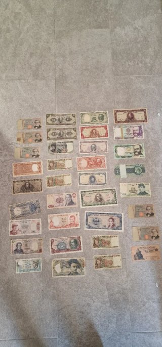 Lote 34 billetes numismática