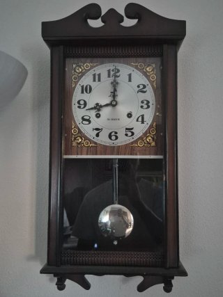 Reloj de Pared con pendulo